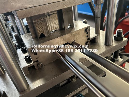 Jakość  Customizable Shutter Door Roll Forming Machine For Your Unique Manufacturing Needs fabryka