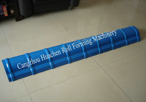 Zindywidualizowana automatyczna maszyna do formowania kalenic z silnikiem głównym o mocy 5,5 kW i sterowaniem PLC dla blachy o grubości 0,3-0,6 mm