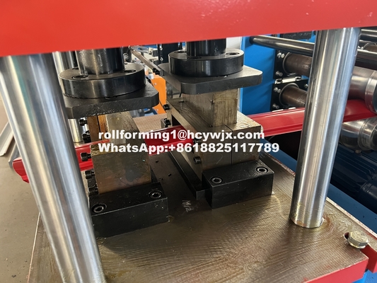 Hydrauliczne cięcie 50Hz Panel ścienny Roll Forming Machine łańcuch napędzany