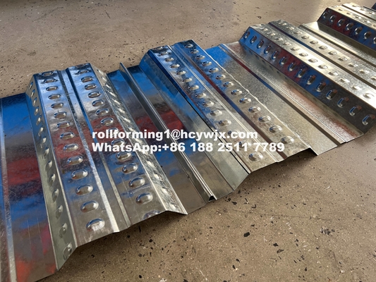 PLC sterowane podłogi Deck Roll Forming Machine 400mm H wiązki stalowej ramy 1220mm szerokości