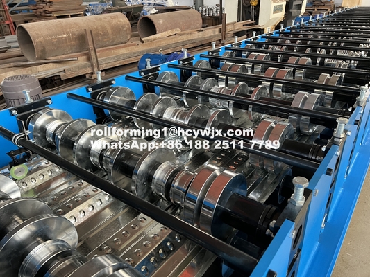 Hydrauliczne 11 11 5.5KW silnik podłogowy Deck Roll Forming Machine 8-12m/min Prędkość z systemem sterowania PLC