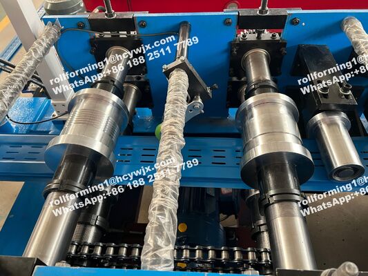 PLC sterowane Spandrel Kolorowo powlekany panel ścienny Roll Forming Machine z 0,3-0,6 mm grubości i 15 rzędów rolki