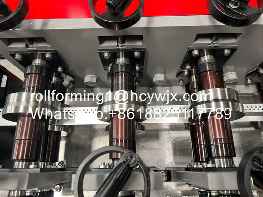 Dostosowana maszyna do formowania rolek systemu płyt kartonowo-gipsowych GI