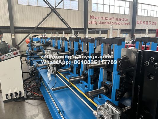 Jeden kliknięcie CZ Purlin Interchange Roll Forming Machine Chain Drive