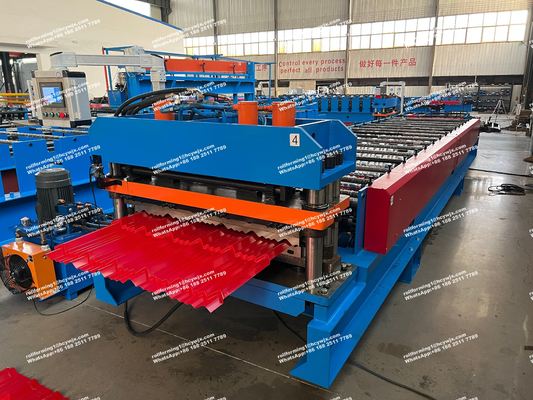 Maszyna do formowania rolek paneli dachowych z płytek metalowych