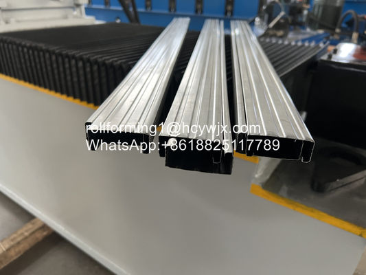 Metalowa maszyna do formowania stali Maszyna do formowania rolek